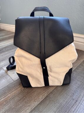 women's lululemon tote bag Lululemon athletica Two-Tone Canvas Tote Bag 10L | Women's Bags,Purses,Wallets